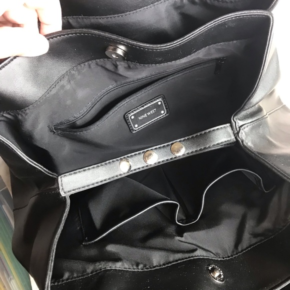 Nine West NWT Hobo Style Bag - Picture 5 of 9